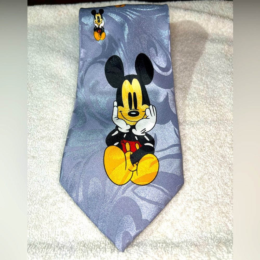 Disney Mickey Mouse Silver Embossed Men’s Neck Tie Gold City Handmade 100% Silk